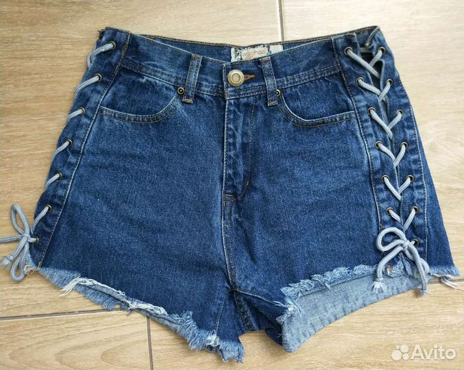 Женские джинсовые шорты
