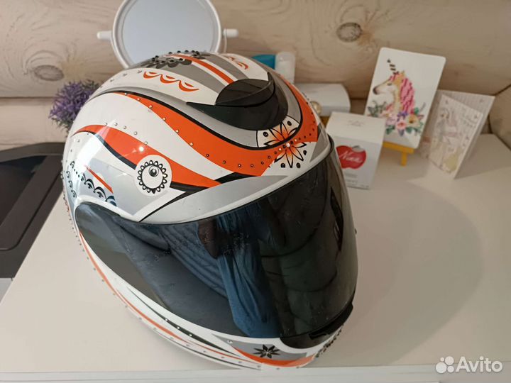 Эксклюзивный мотошлем со стразами swarovski