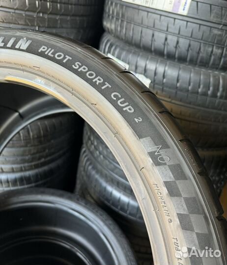 Michelin Pilot Sport Cup 2 315/30 R21 и 255/30 R20