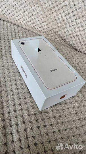 iPhone 8, 64 ГБ