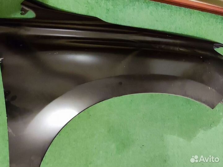 Крыло переднее правое Lexus RX 300 330