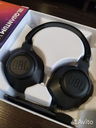 Компьютерная гарнитура JBL quantum 100