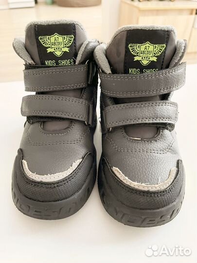 Ботинки демисезонные для мальчика 24