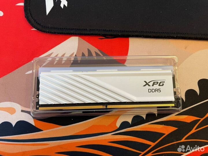 XPG lancer blade RGB DDR5-6000 CL30 32GB