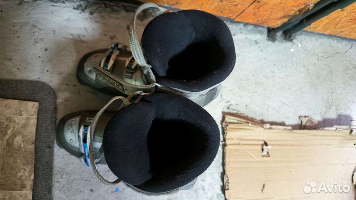 Горнолыжные ботинки 38