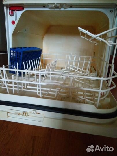 Посудомоечная машина Электролюкс