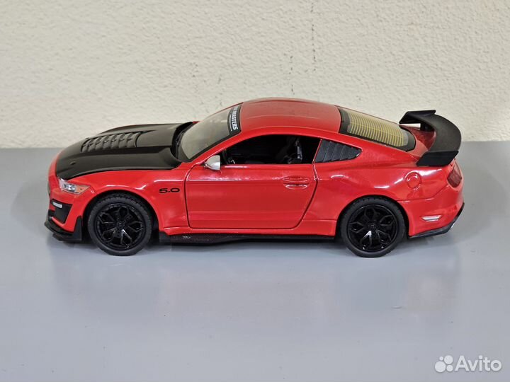 Модель машины Ford Mustang Красный 1:24 металл