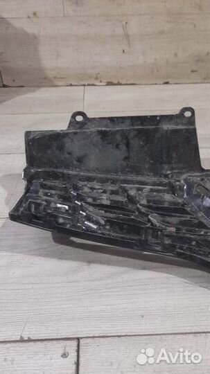 Решетка радиатора Nissan Qashqai J 10 С 2010 По