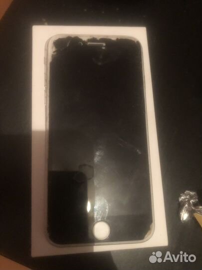 Телефон iPhone 6s