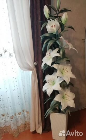 Ростовые цветы из изолона. Светильники