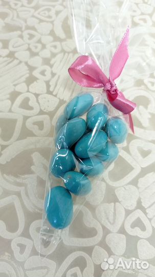 Конфеты драже орехи и ягоды в натуральном шоколаде