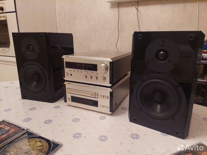 Музыкальный центр yamaha E200 отличное состояние