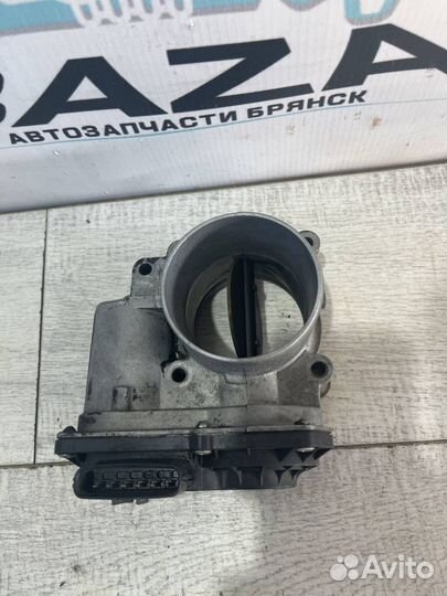 Дроссельная заслонка Mitsubishi Pajero 4