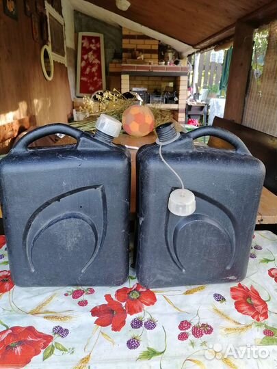 Канистры пластиковые бу