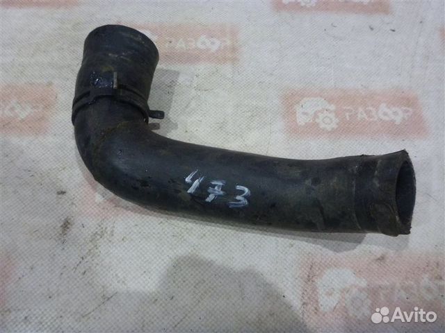 Патрубок системы охлаждения Volkswagen Caravelle