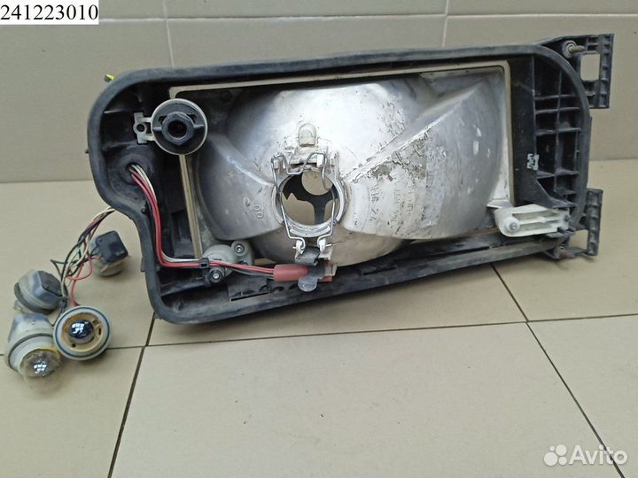 Фара левая Scania 4 / 5 G P R T Serie