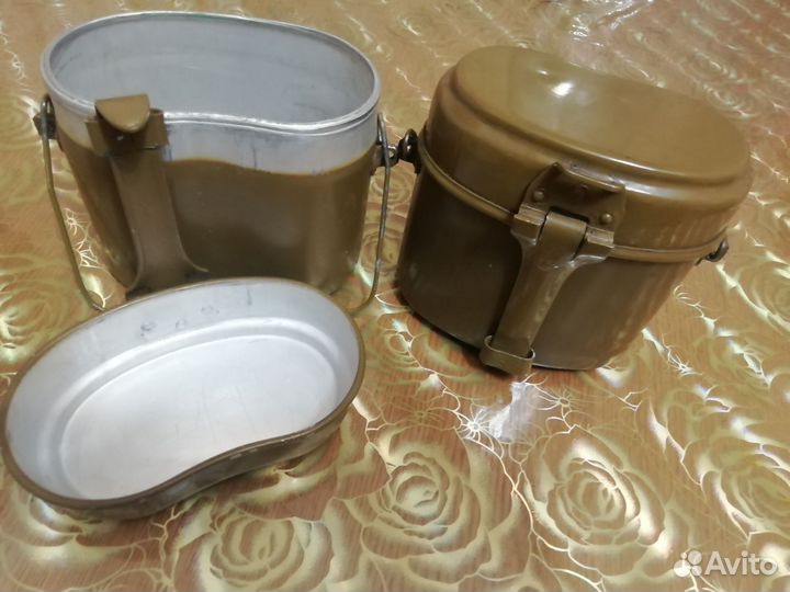 Котелок армейский