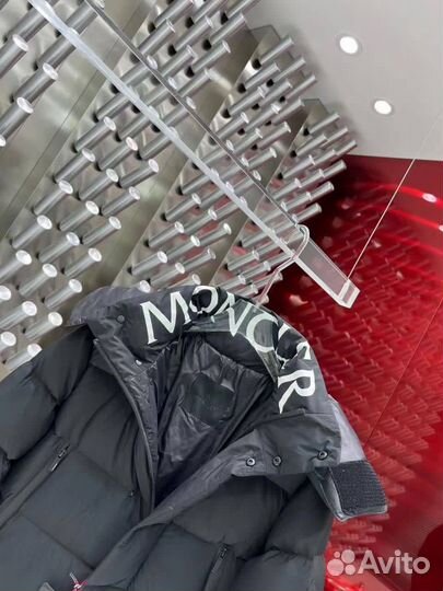 Мужской пуховик moncler