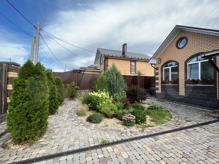 Коттедж 155 м² на участке 10 сот.