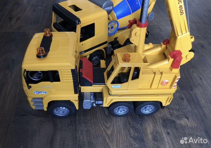 Подъемный кран bruder