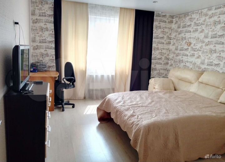 Комната 18 м² в 2-к., 21/25 эт.
