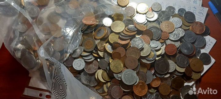 Иностранные монеты оптом.весь мир + 137 штук