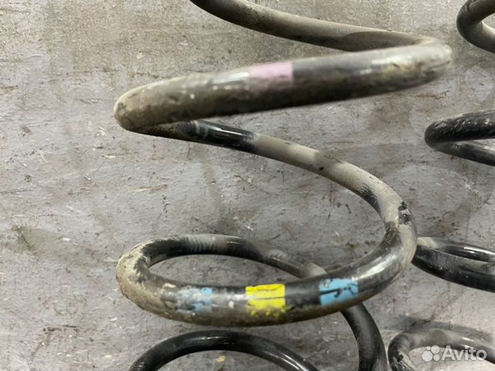 Пружина комплект задняя Citroen C4 B7