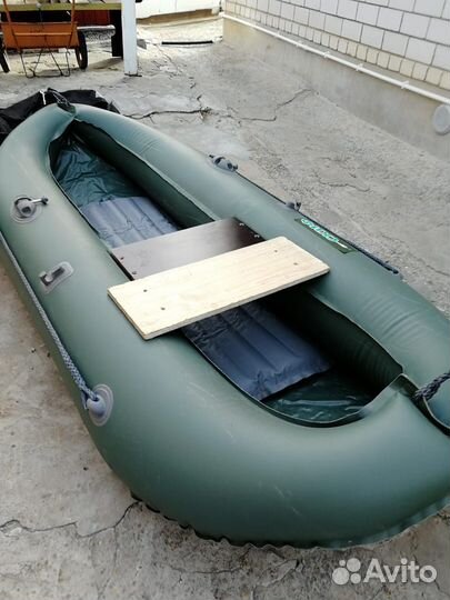 Надувная лодка пвх бу 2х местная
