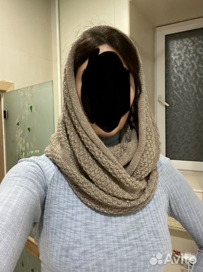 Вязаный шарф снуд серо-бежевый