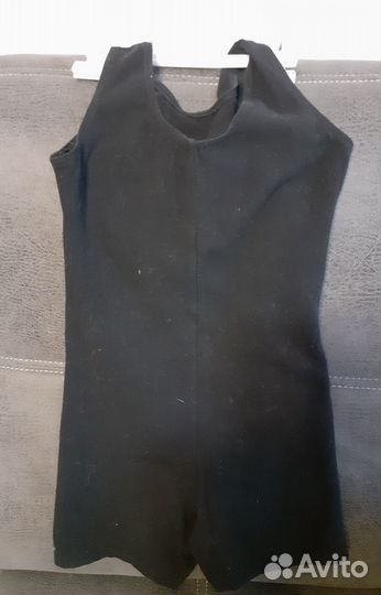 Гимнастический купальник с юбкой