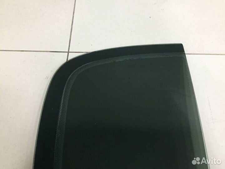 Стекло двери задней правой форточка Renault Megane