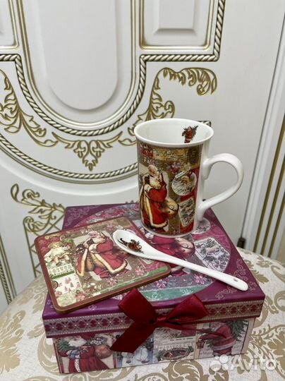 Кружка новогодняя подарочная в коробке