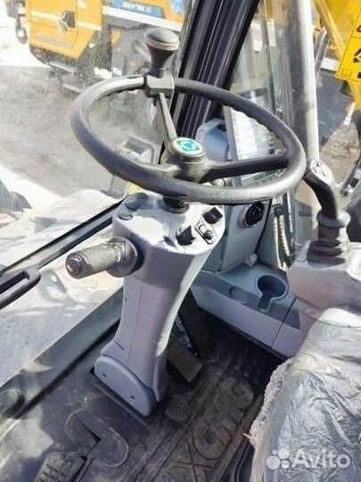 Колёсный экскаватор XCMG XE180WD, 2023
