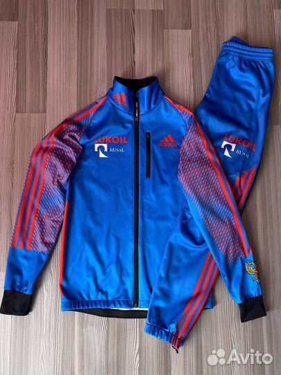 Лыжный разминочный костюм adidas