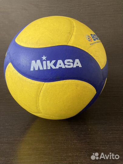 Волейбольный мяч mikasa v330w