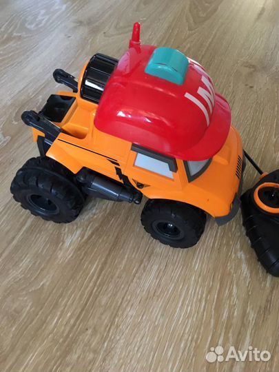 Машина радиоуправляемая Poly Рабокар Марк