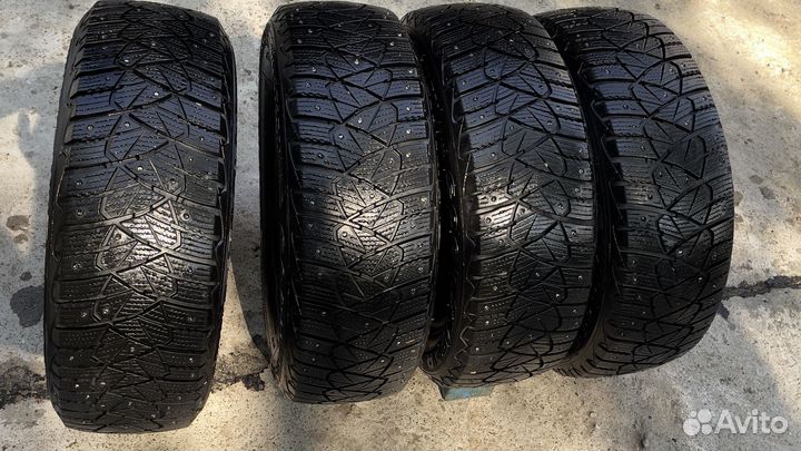 Goodyear Ultragrip 600 205/60 R16 96T