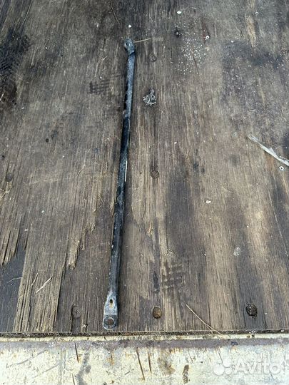 Кронштейн спойлера левый Scania 1384129