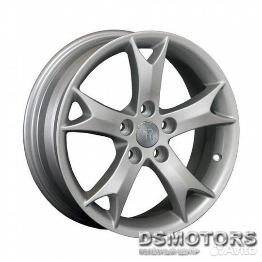 Диски Isuzu MI13 6.5/17 5x114.3 ET38 d67.1 S