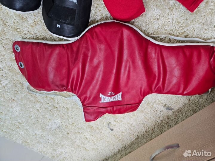 Боксерские перчатки 10 oz и 12 oz