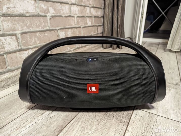 Портативная колонка JBL Boombox 1
