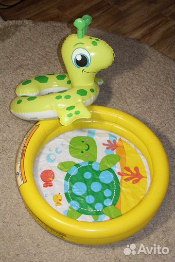 Детский надувной бассейн и круг