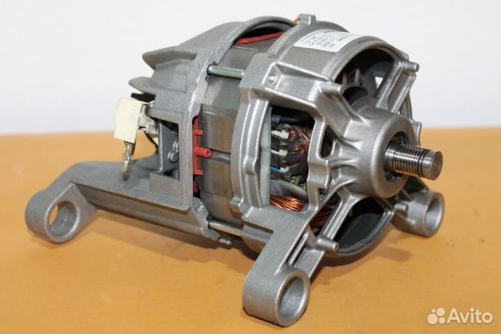 Двигатель Bosch 00144885 бу. 4804