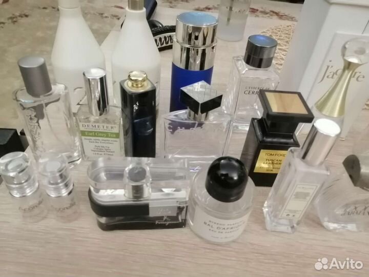 Пустые флаконы, воск, баночки-парфюм, крема