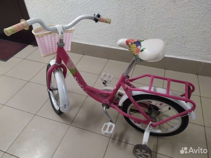 Детский трехколесный велосипед