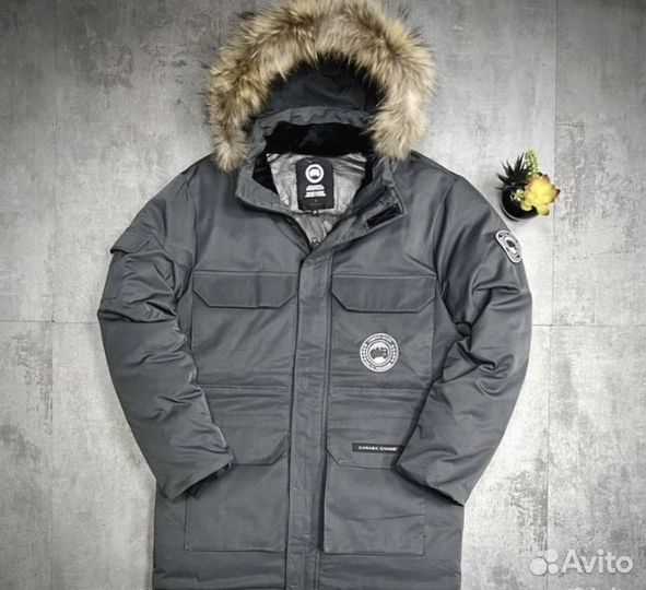 Куртка зимняя canada goose