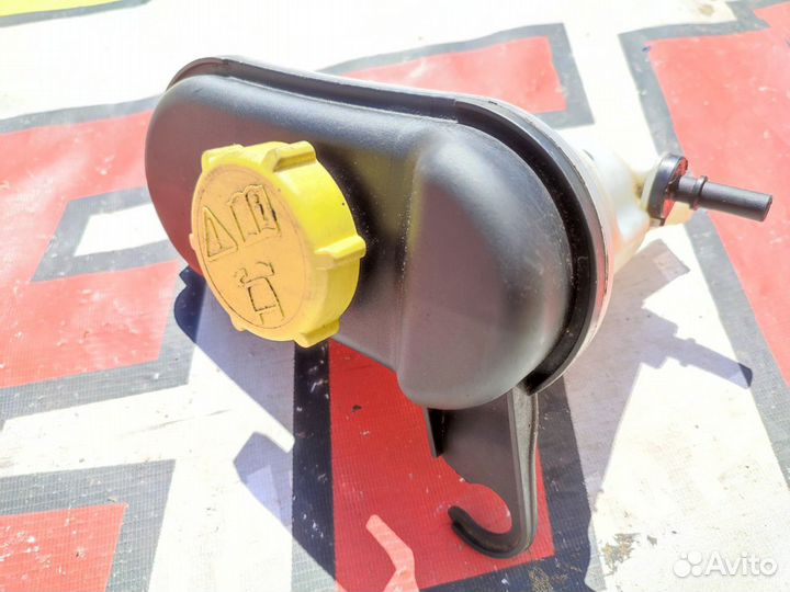 Бачок гидроусилителя руля Land Rover Range Rover