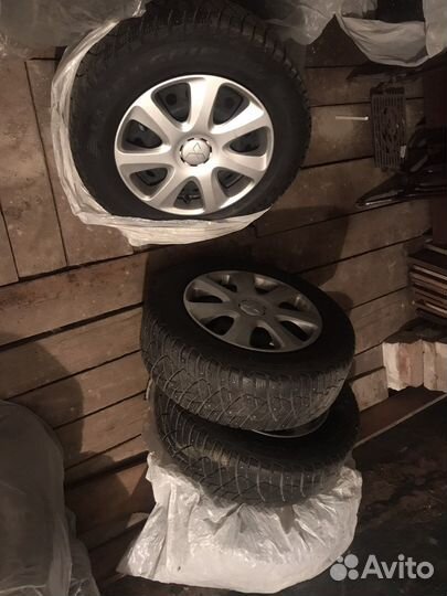 Зимняя резина 215 65 R16 Good Year