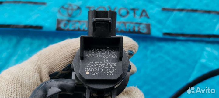 Мотор стеклоомывателя Land Cruiser 200 задний NEW