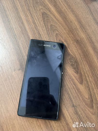 Телефон Sony xperia